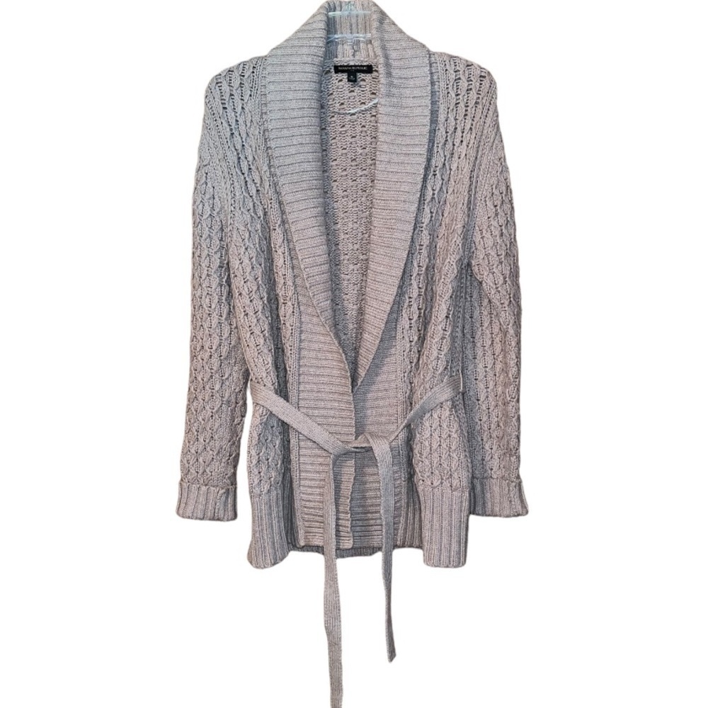 𝅺BANANA Republic cardigan sweater with belt